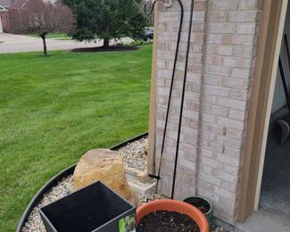 Planters And Garden Hooks