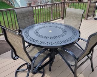 005 Five Piece Patio Set