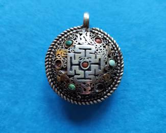 Tabetian Pendant