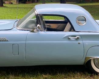 1957 Ford Thunderbird (Subject to Confirmation)