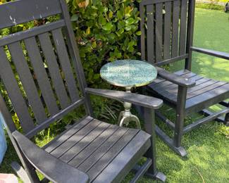 outdoor rocking chairs & end table
