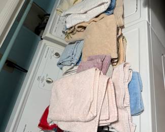 towels (w/d not for sale)