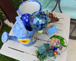 gardening supplies, chimes
