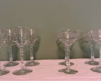 Engraved Flowers Glassware 2 Goblet Styles
