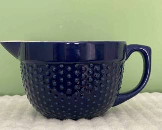 Le Boulanger Oven to Table Hobnail Mixing Bowl