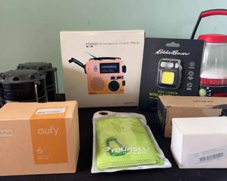 Emergency Radio, Lanterns Extra Bulbs