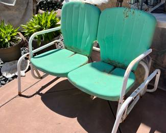 So Sweet! Vintage Glider