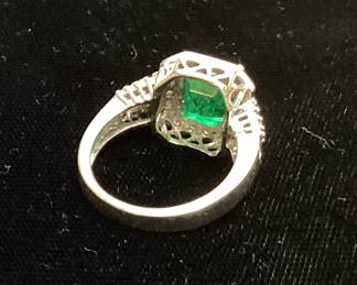 18kt WHITE GOLD, EMERALD & DIAMOND RING, 7.2 GRAMS, SIZE 7, est. 1.5ct EMERALD, est. .5ct DIAMONDS