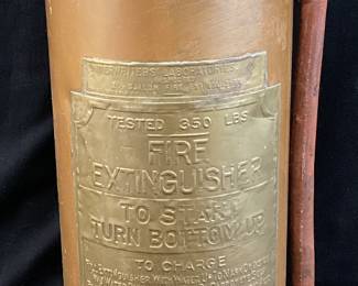 VTG. UNDERWRITERS LABORATORIES FIRE EXTINGUISHER