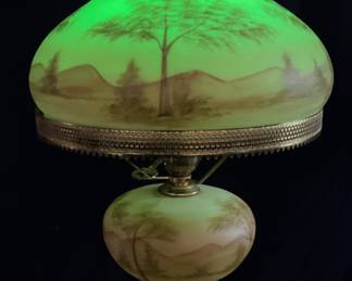 1973 FENTON URANIUM BURMESE STUDENT LAMP, HAND PAINTED MOUNTAIN SCENE, SIGNED BY ARTIST