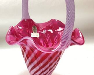 11’’ FENTON CRANBERRY OPALESCENT SPIRAL OPTIC VASE