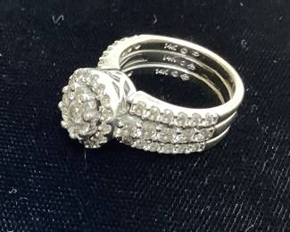 14kt WHIT GOLD DIAMOND RING, 9.5 GRAMS, SIZE 6 1/2 ESTIMATED TOTAL DIAMONDS 2cts of ROUND SMALL