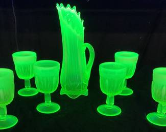 1988 FENTON TOPAZ CACTUS OPALESCENT URANIUM GLASS WATER SET INCLUDES 13.5’’h PITCHER WITH 6 GOBLETS 6’’h