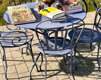 Metal patio set