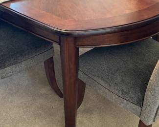 Dining Table with 6 chairs & 1 Leaf