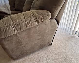 La Z Boy Reclining Sectional