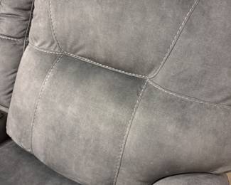 Dual Reclining Loveseat USB
