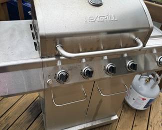 Nexgrill w/ extra burner Propane