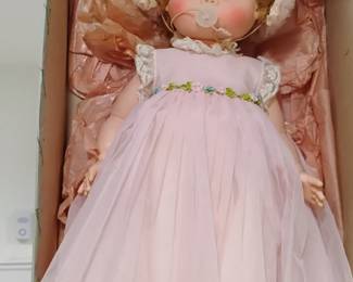 Vintage madam Alexander in box $45