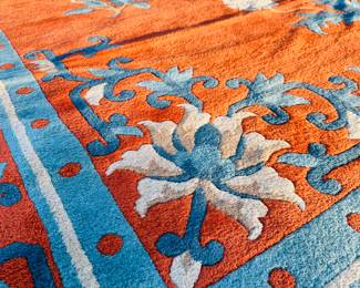 Cathay Pure Wool Rug 11 X 18
Hand Woven in India
XL Authentic Peking Design
Color - Orange/Red/Blue
Design number - 9769
Beautiful Design
Conditon: Great for used conditon - one small stain on the backside of the rug but does not show on the front side.