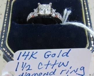 14K Gold Diamond Ring