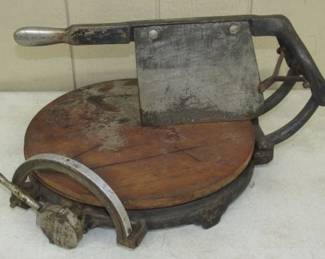 Country Store Cheese Cutter