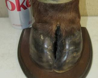 Hoof Ashtray