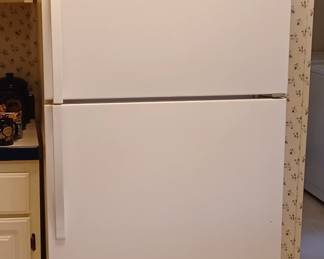 Refrigerator good clean working condition