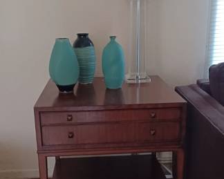 Mitchell Gold side table, accessories and designer lucite lamp.