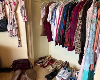 Closets filled with designer women’s clothing and accessories. Christian Dior, Neiman Marcus, Jones NewYork, Dolce & Gabbana, Dooney & Bourke. Juicy Couture and much more !!