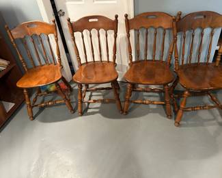 Ethan Allen set of 4 heirloom nutmeg maple chairs concord dinning side chairs