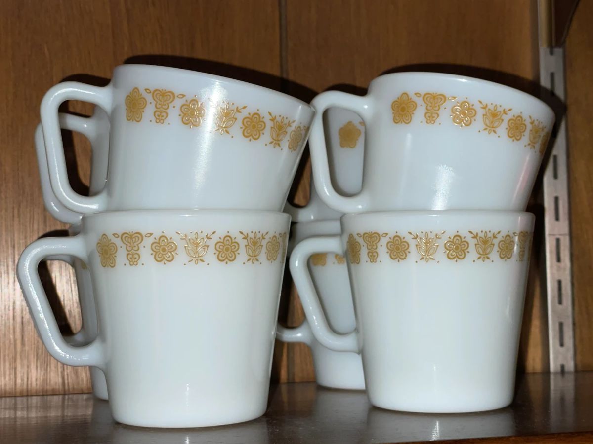 Pyrex Milk Glass Handled Mugs
