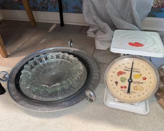 Vintage Family Scale