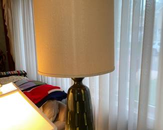 Vintage MCM Pottery Table Lamp