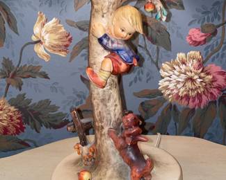 Hummel Figural Lamp (WORKING!)