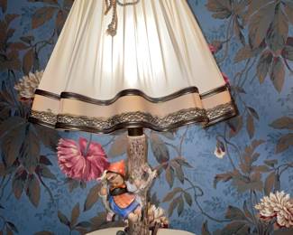 Hummel Figural Lamp (WORKING!)
