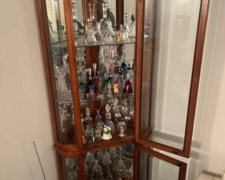 Curio display cabinet