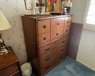 Mid Century Lane bedroom furniture