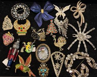 Vintage brooches