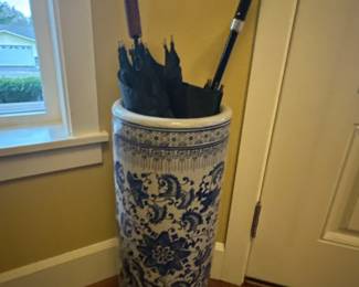 Umbrella stand