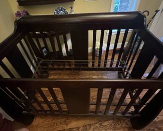Convertible crib, toddler bed