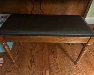 Piano bench