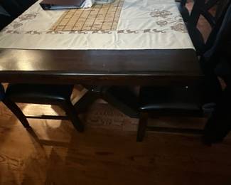 Dining table set