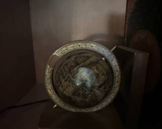 Globe