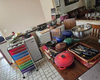 NICE DINING TABLE WITH R CHAIRS , CAPAHLON PORCELAIN CAST IRON COVERED COOKERS