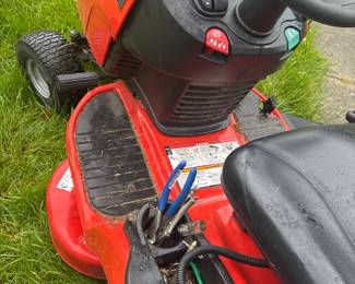 Simplicity Tractor