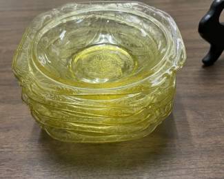 yellow depression glass