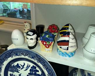 Salt & Pepper collection