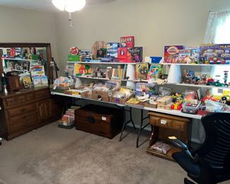 Toys, games, books, craft items