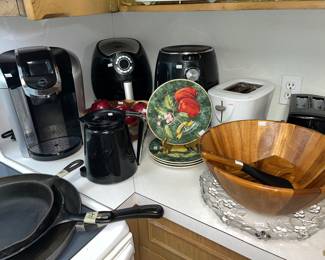 Keurig coffee machine, air fryers, toasters
